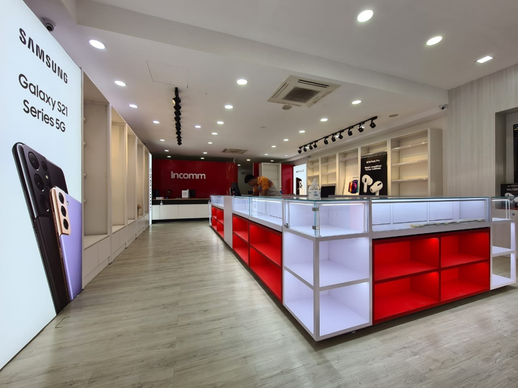 Incomm Store Signage INCOMM Mobile Store – Samsung representative in Brunei - m2display